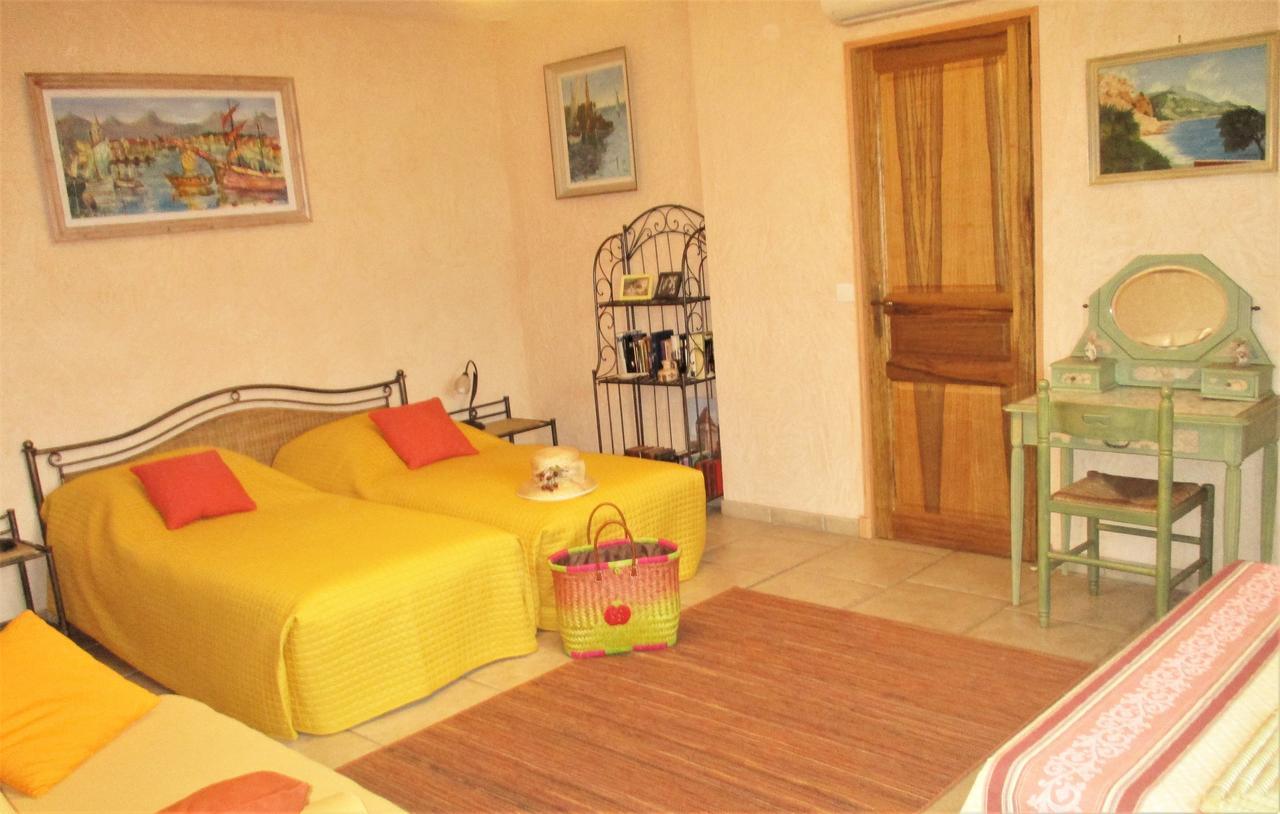 Les Mimosas Bed & Breakfast Menton Eksteriør bilde