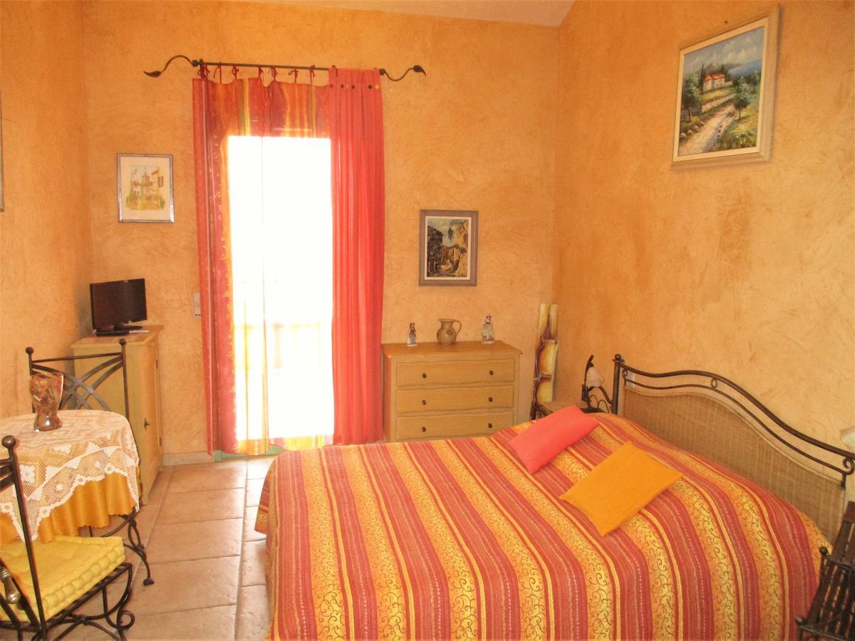Les Mimosas Bed & Breakfast Menton Eksteriør bilde